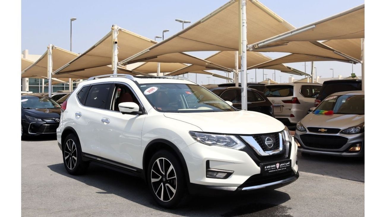 Nissan XTrail SV ACCIDENTS FREE - GCC - FULL OPTION - 7 STR - ORIGINAL PAINT - PERFECT CONDITION INSIDE OUT