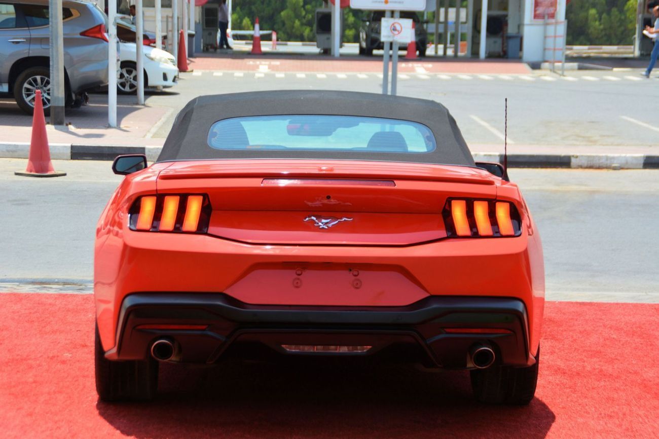 فورد موستانج تميز مع موستنج المكشوفة // بلون مميز وجذاب //وبسعر رائع --2024-اشتري وقم بالمنافسة