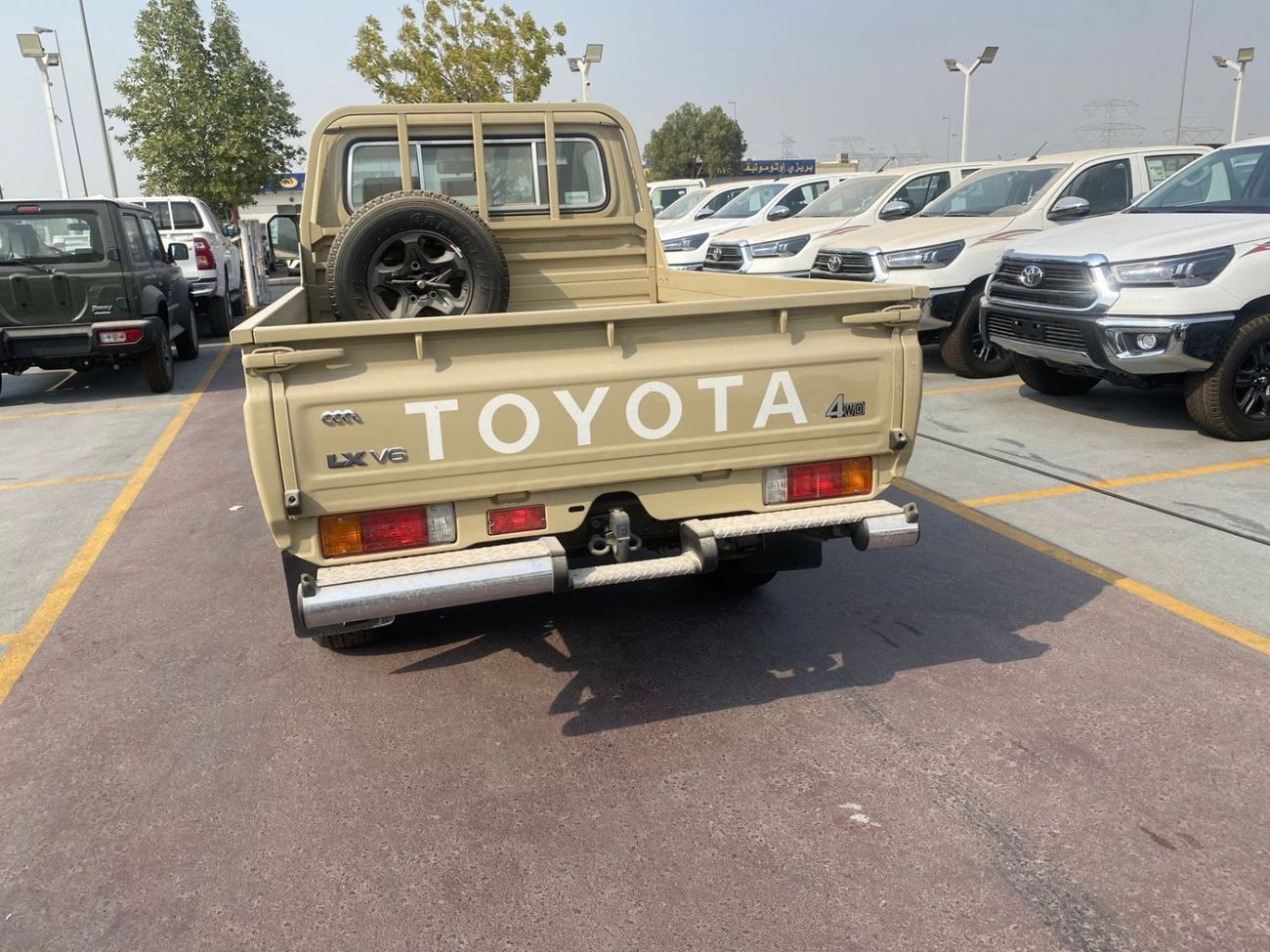 Toyota Land Cruiser Pick Up Std 4.0L Single Cab Utility 4WD