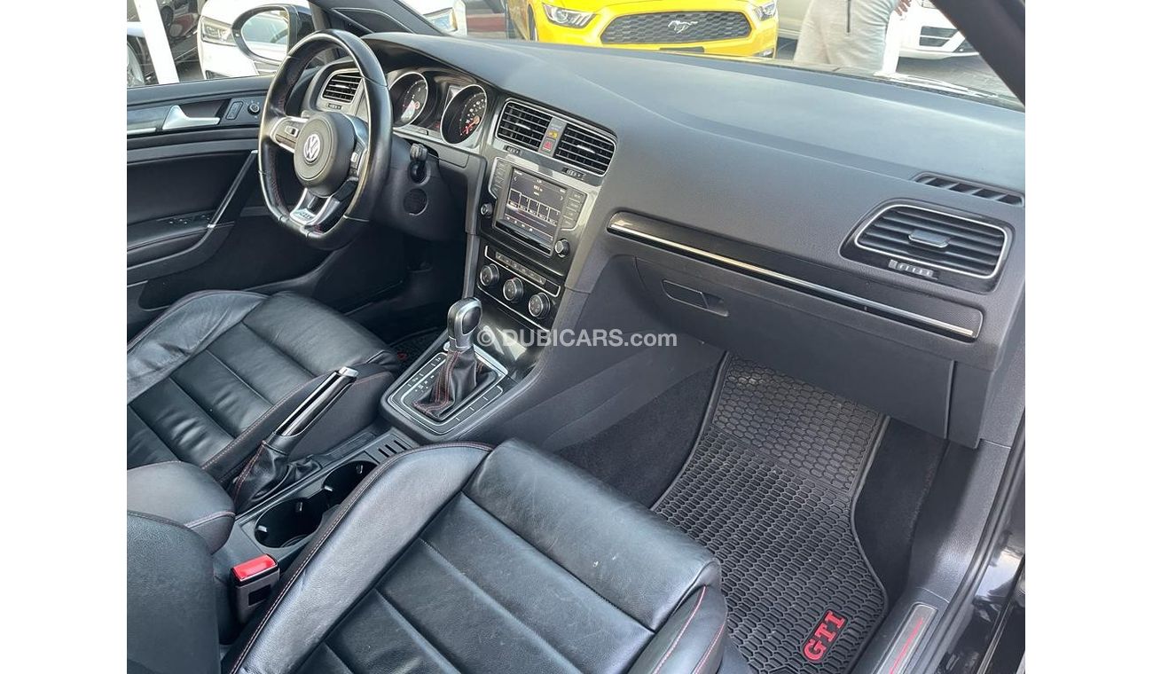 Volkswagen Golf GTI P2 Volkswagen Golf GTi