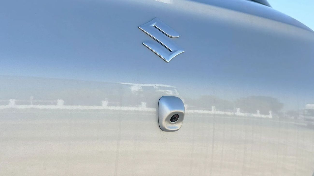سوزوكي سويفت GLX Suzuki Swift 1.2L CVT 2025 • Petrol • Automatic