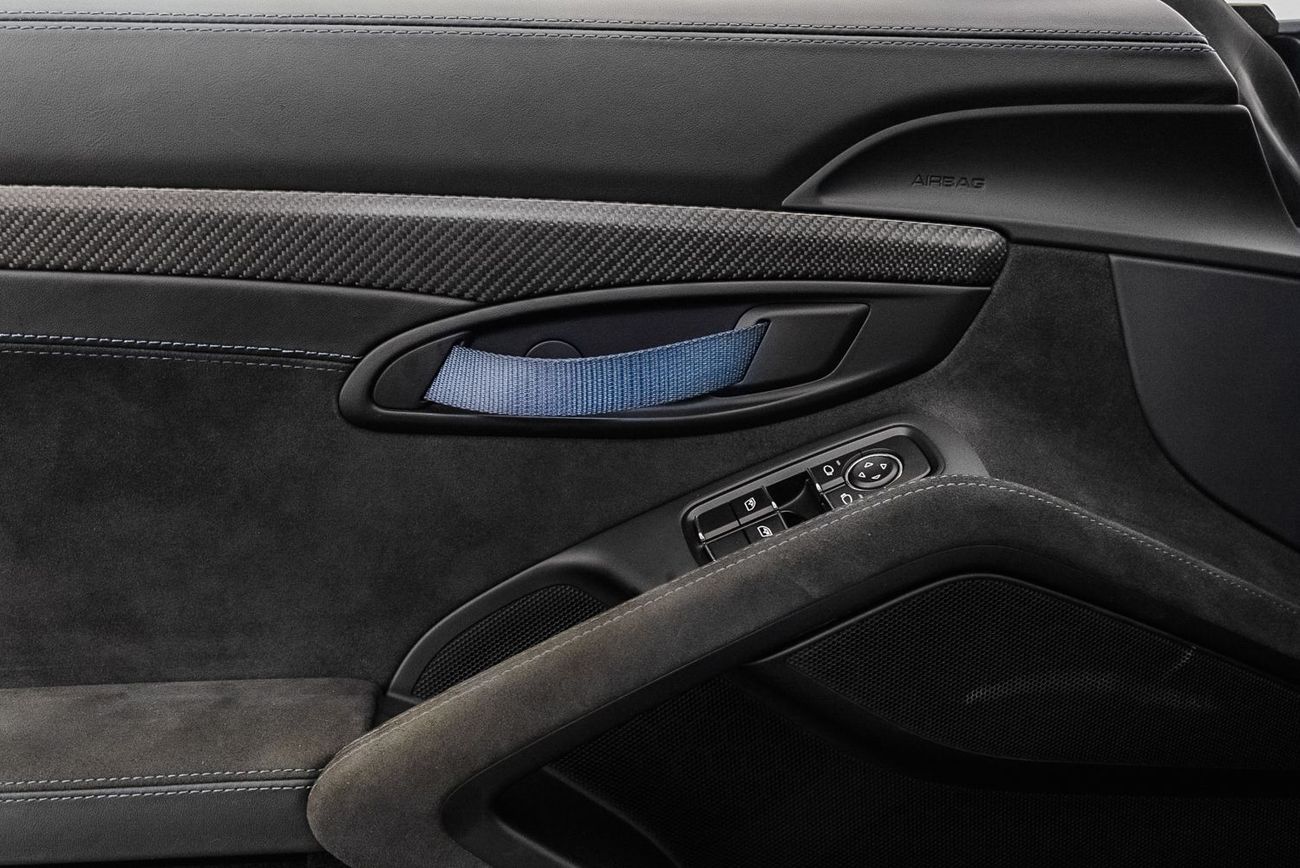 بورش كايمان 718 GT4 RS 4.0L (493 HP) A/T