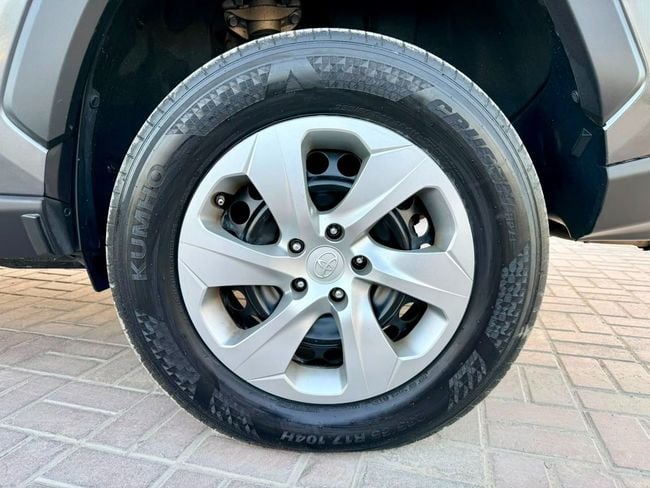 Toyota RAV4 LE, миниатюра 30