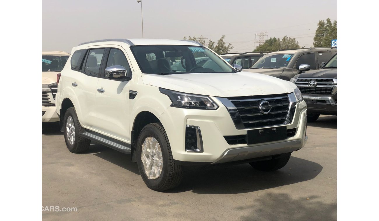 نيسان إكستيرا Titanium Wagon, 2.5L Petrol / DVD Camera / Rear A/C (CODE # 3374)