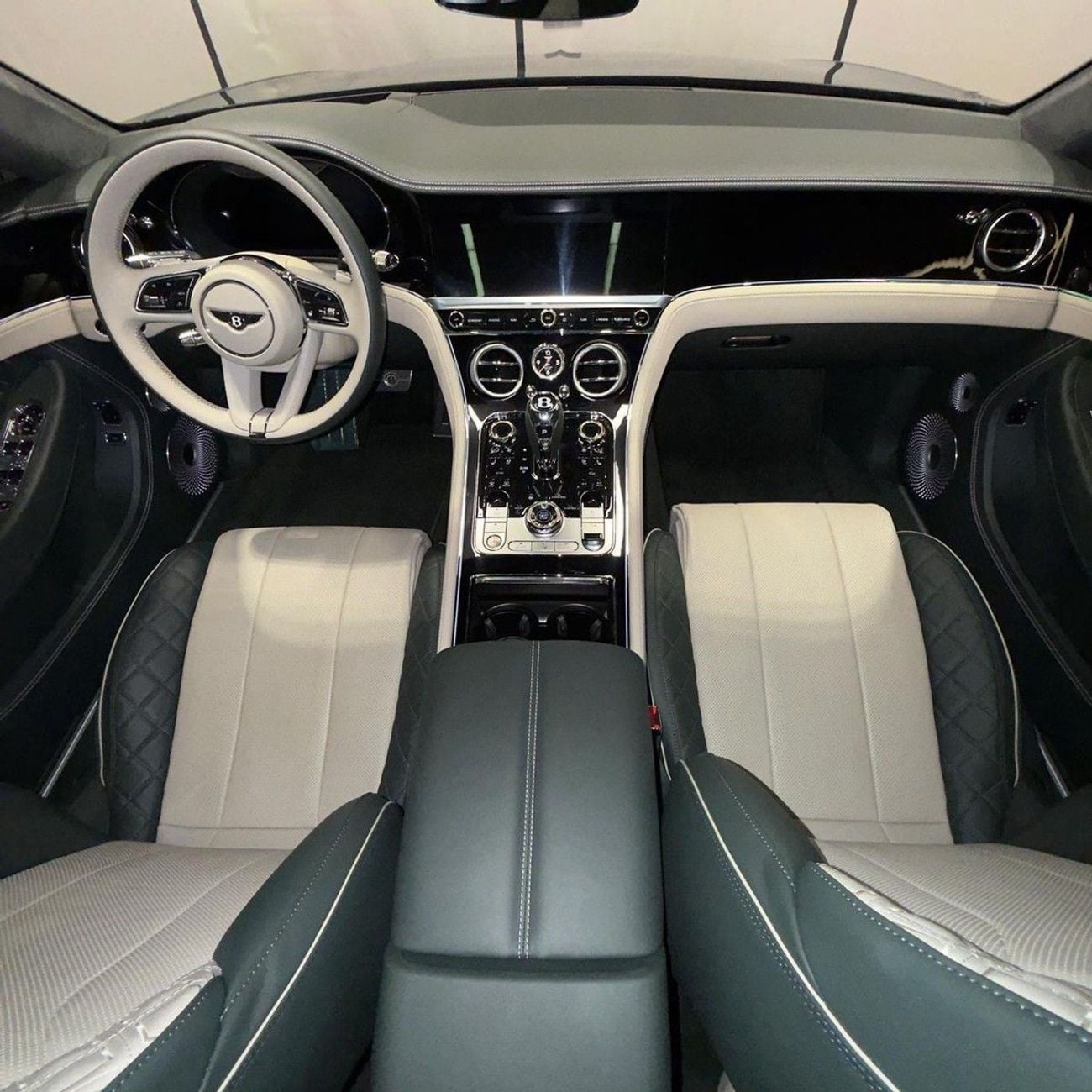 Bentley Continental GT W12 Bentley Continental GT 2021 GCC specs