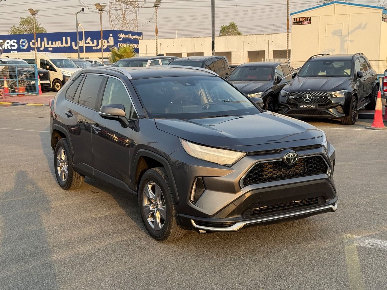 Toyota RAV4 2022 TOYOTA RAV4 XLE 4x4 FULL OPTIONS IMPORTED FROM USA