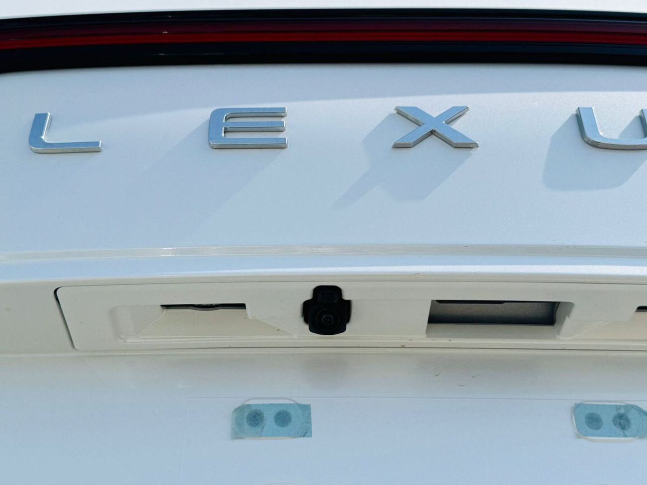 لكزس LX 600 LX600 SIGNATURE 3.5L PTR GCC A/T F/O WHITE 2025