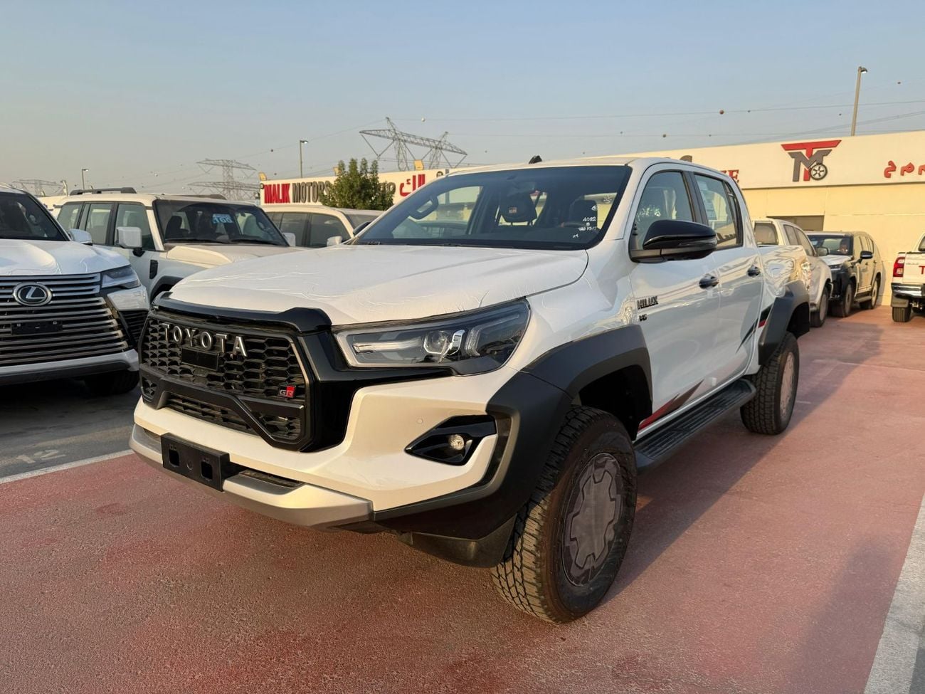 تويوتا هيلوكس TOYOTA HILUX GR SPORT 4.0L 2025