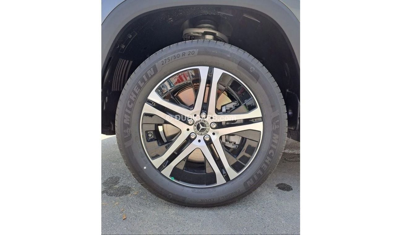 Mercedes-Benz GLS 450 4 Matic For Local add 10%)