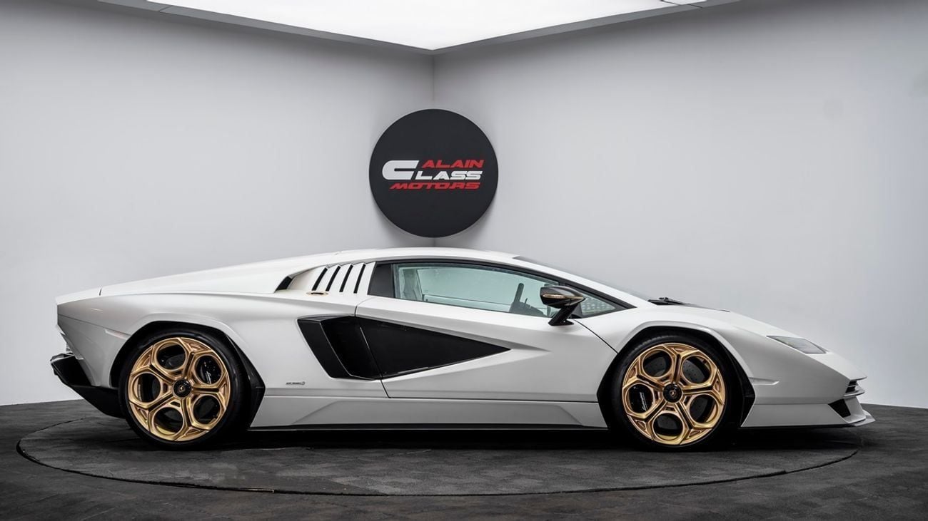 Lamborghini Countach LPI 800-4 1 of 112 - 2022