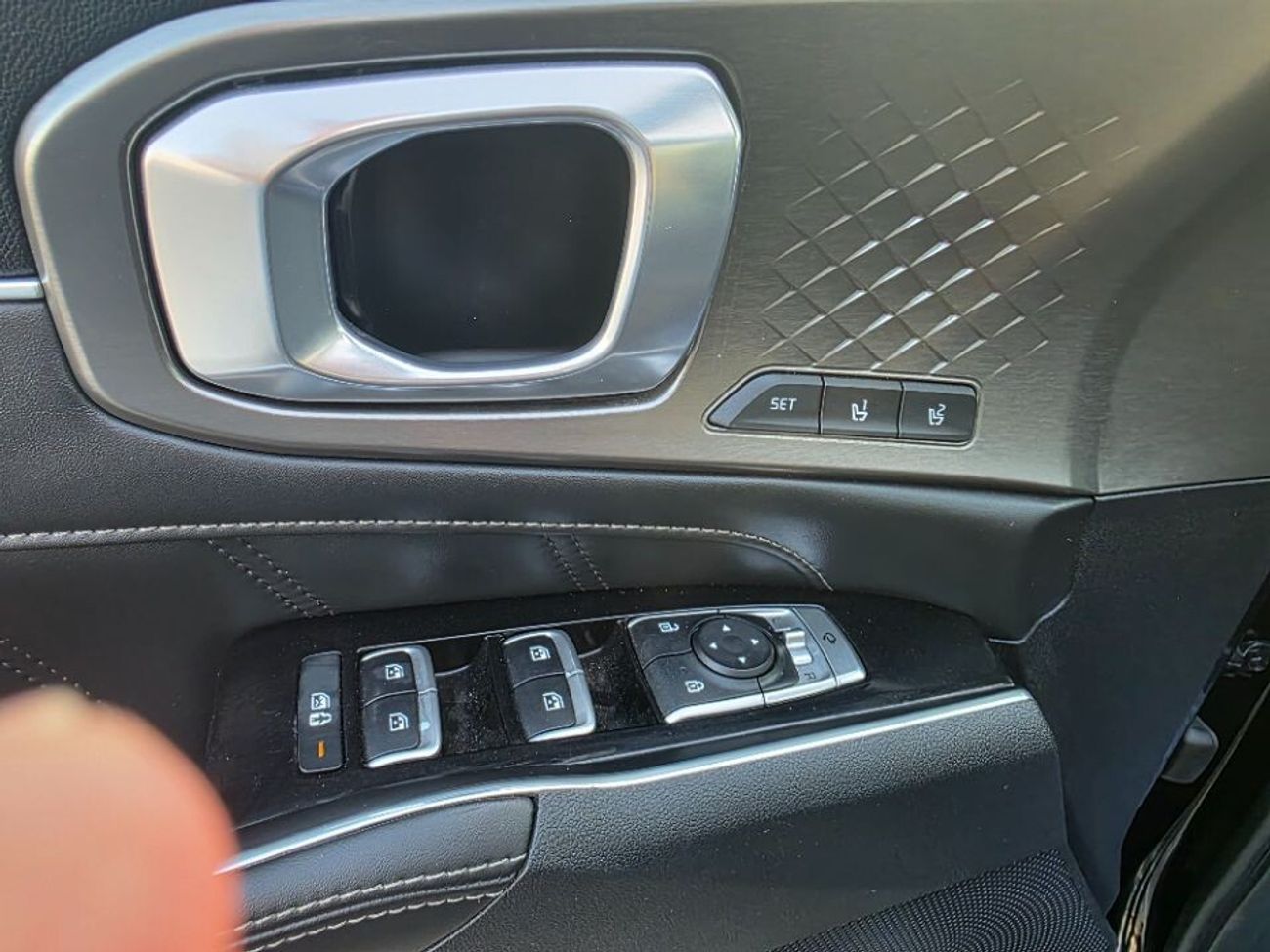 Kia Sorento 2022 Model SX 2.4cc engine Paranomic roof,  360 camera and 7 seater