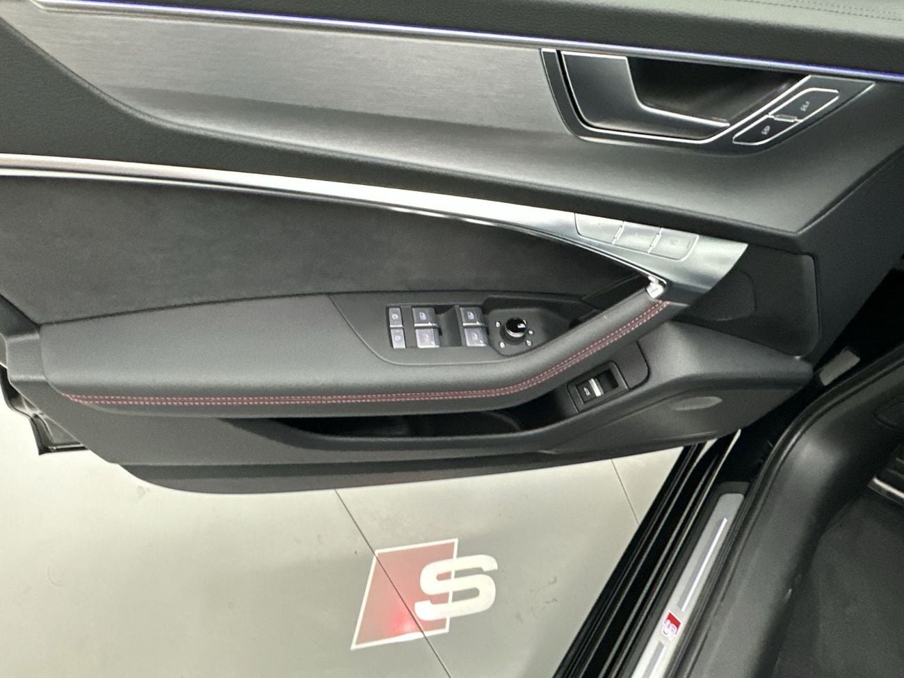 أودي A6 Avant 40 TFSI 190hp S line (Ref# 037756) EXCLUSIVE RAMADAN OFFER