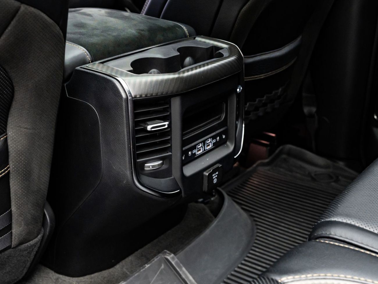 دودج رام فان 2024 RAM TRX Final Edition, 6.2L SC V8, AWD, 702bhp, 8 Speed Automatic.