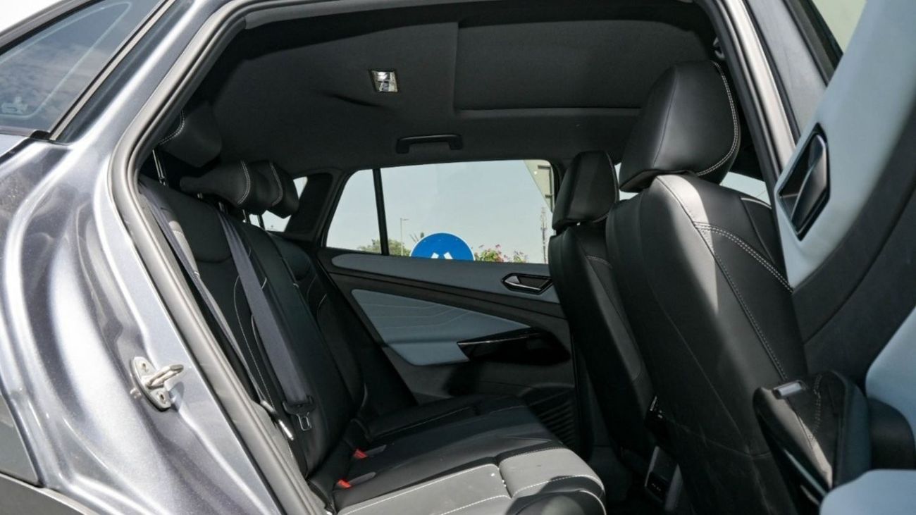 فولكس واجن ID.4 VOLKSWAGEN ID.4 PURE PLUS MODEL 2022 With Warranty