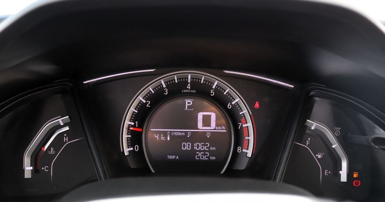 Honda Civic DX 1.6L 2020 Honda Civic GCC , accident-free, with a 1.6L, low mileage, in excellent condition