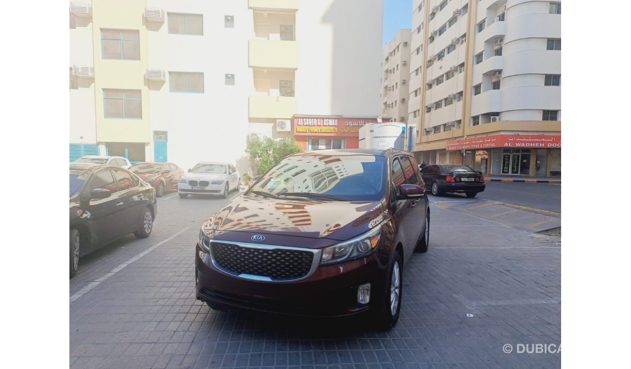 Kia Sedona Ex full option 3.3