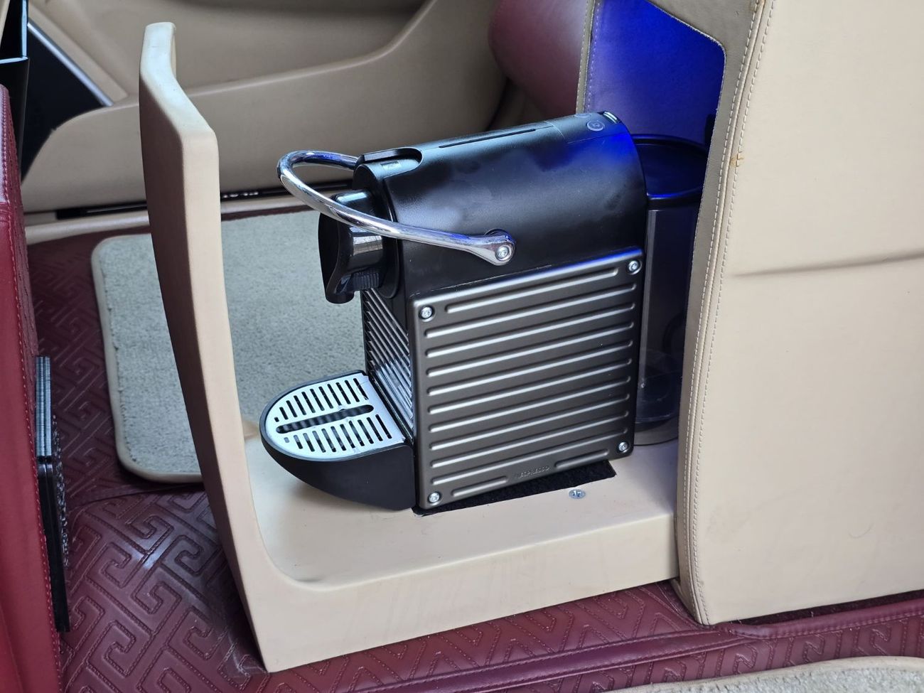 كاديلاك إسكالاد ESV Platinum 6.2L