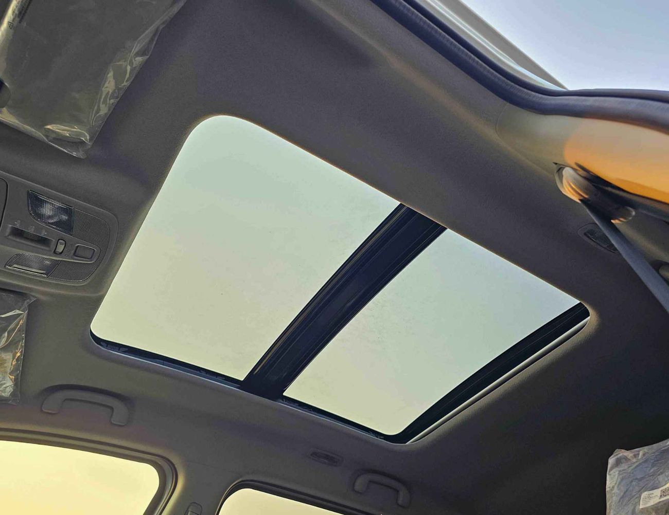 Suzuki Grand Vitara GLX / HYBRID / 1.5L V4 / FULL OPTION / 360* CAMERA / HEADUP DISPLAY (CODE # GVHB4X4F)