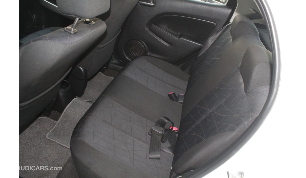 Mazda 2 1.5L 2015 MODEL HATCHBACK