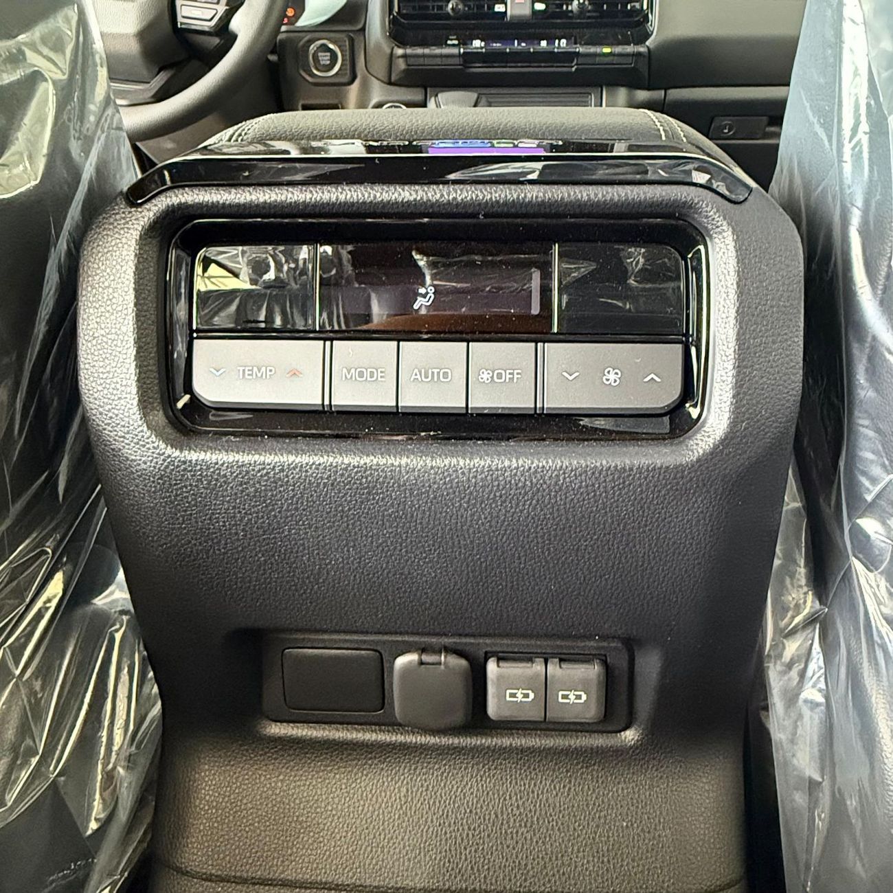 Toyota Prado 2.8 DIESEL SUNROOF **EXPORT ONLY**التصدير فقط خارج الخليج**