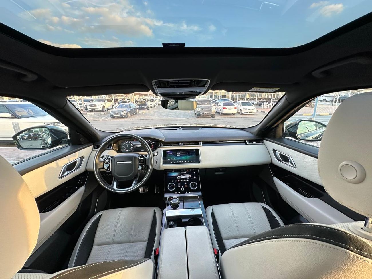لاند روفر رينج روفر فيلار Range Rover Velar P250 SE_ 2019_ Gulf _in excellent condition_ no problems