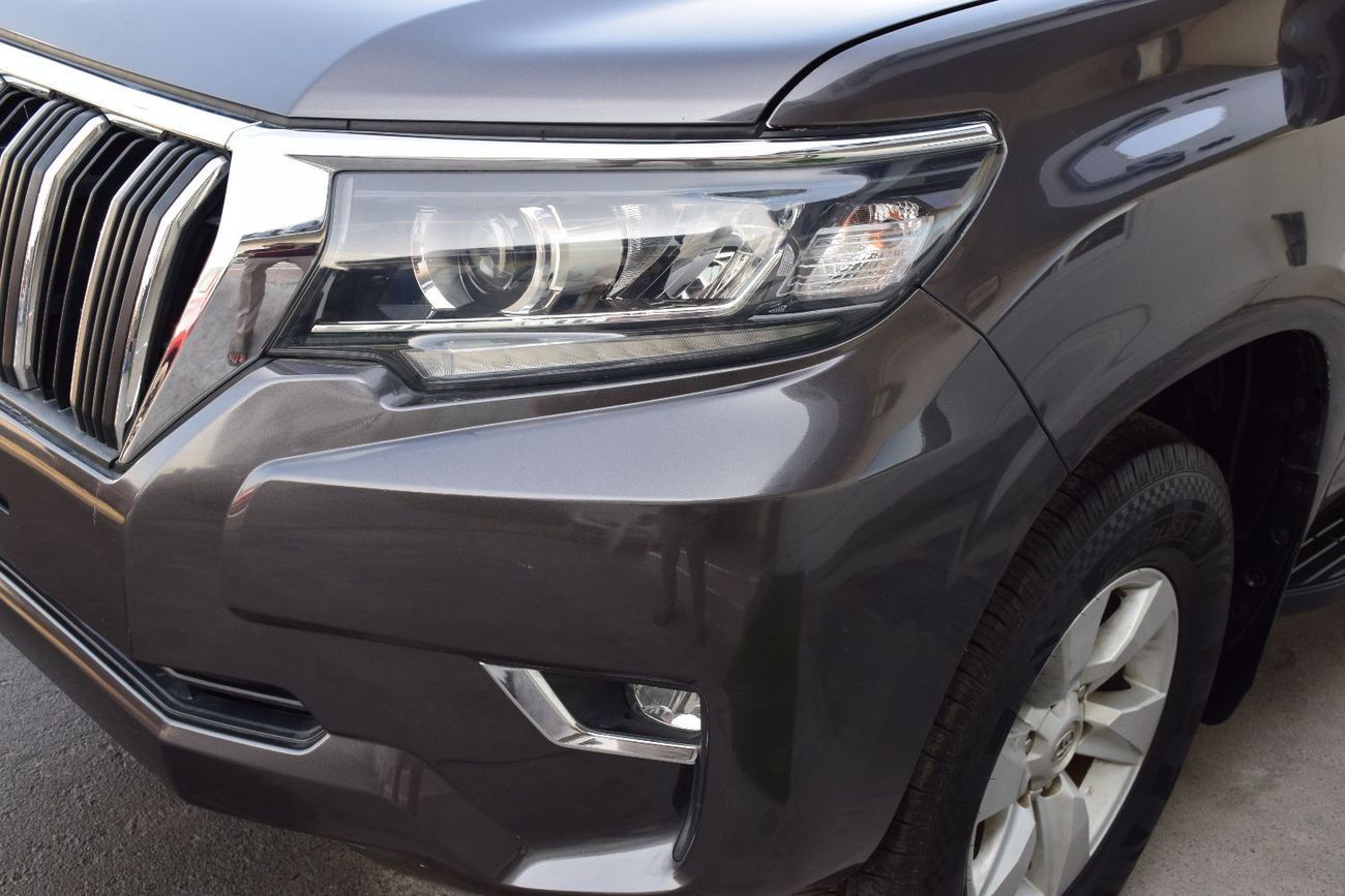 Toyota Prado 4X4 Diesel 2.8L Full Option (Right Hand)