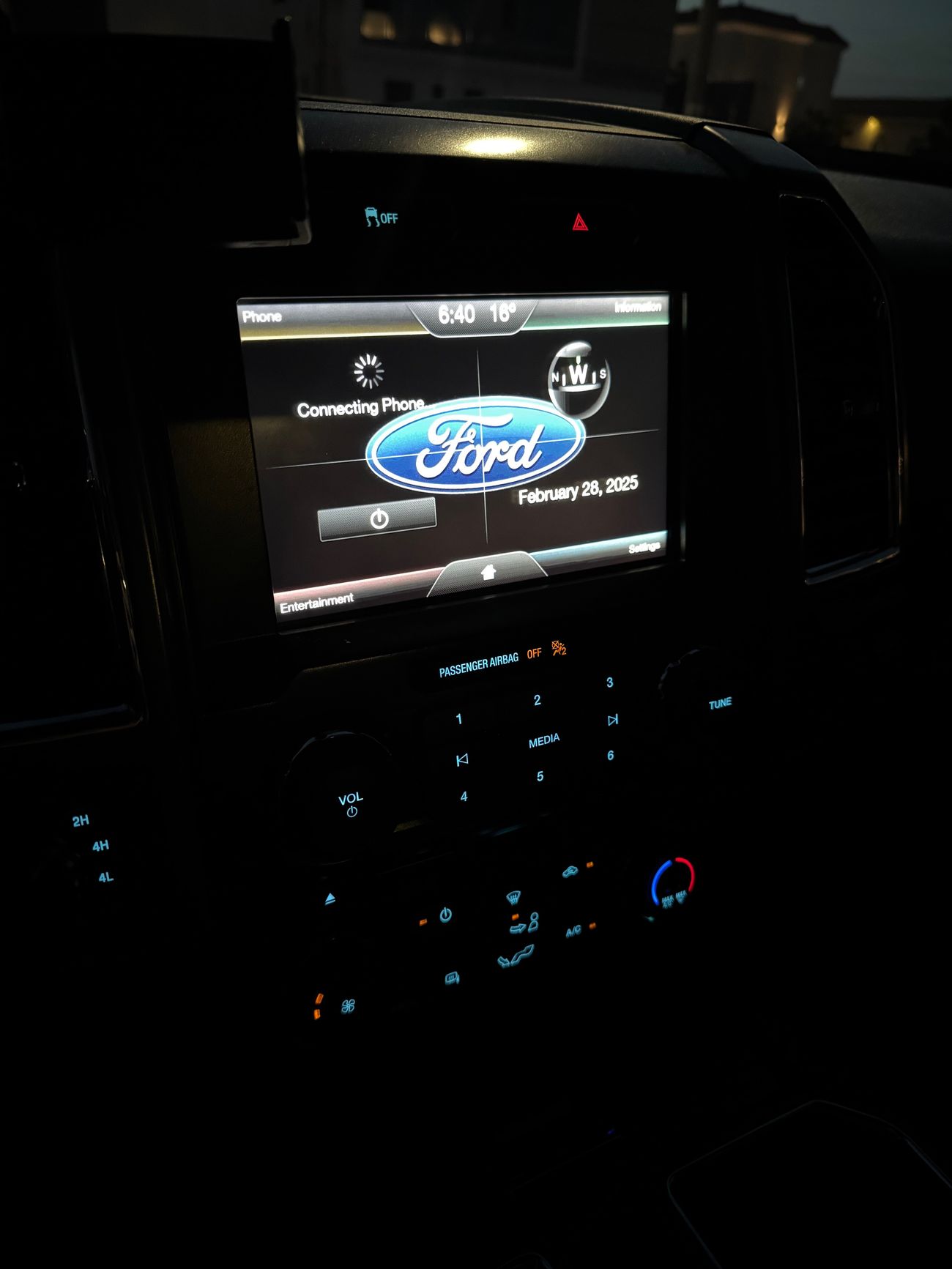 Ford F 150 XLT 5.0L (385 HP) Double Cab Utility