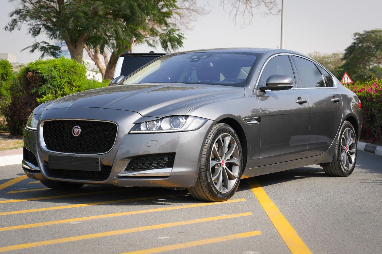 جاكوار XF 25T 2017!! GCC SPECS