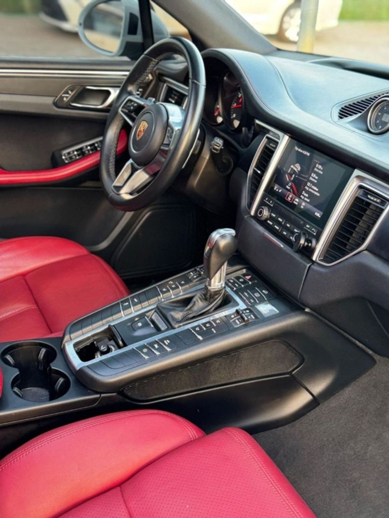 بورش ماكان Std 2.0L (260 HP)