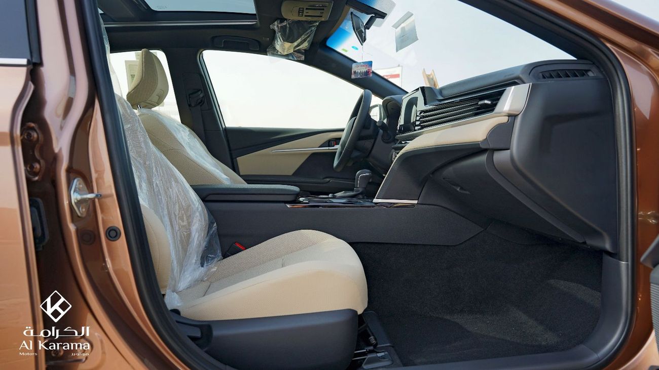 تويوتا كامري LE 2.5L Hybrid | Panoramic Sunroof | Rear Camera | Wireless Charger | Lumbar Seat