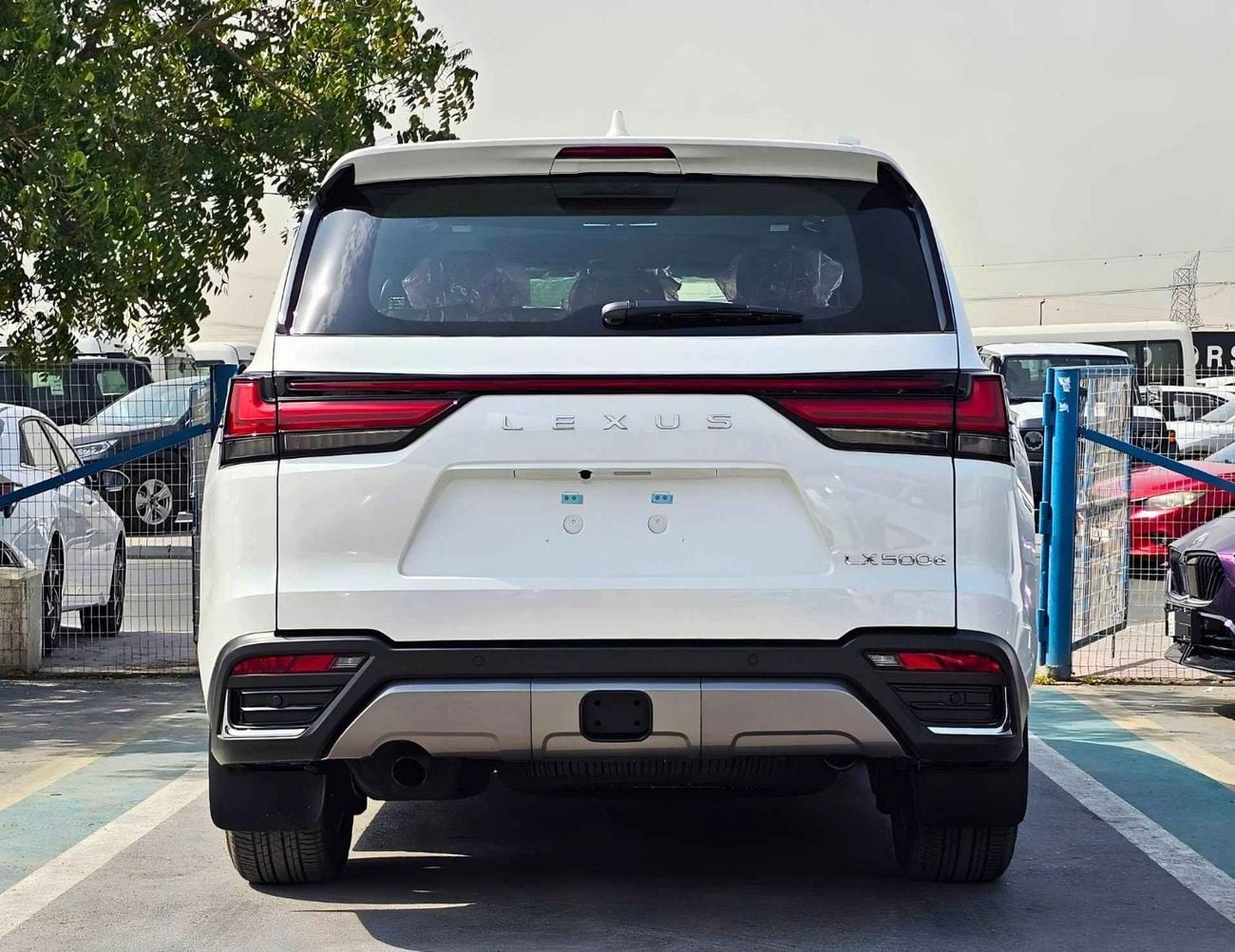 Lexus LX 500 MARK LEVINSON | 3.3L V6 DIESEL | RADAR | PWR WITH LEATHER SEATS / HEADS UP DISPLAY / FULL OPTION (CO