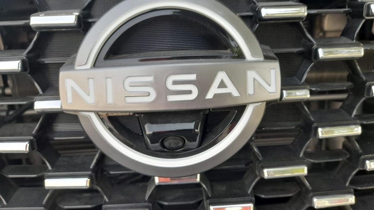 نيسان باترول Platinium 5.6cc V8 petrol Auto Right-Hand drive