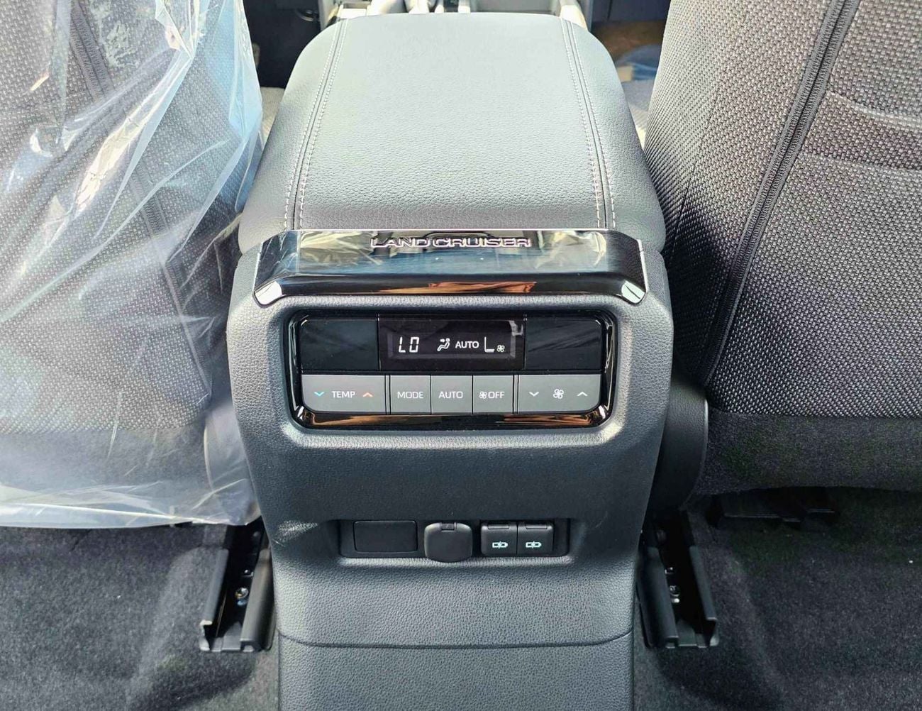 Toyota Prado ALL ROUNDER BASIC TURBO / 2.4L PETROL V4 / SUNROOF / DVD+CAMERA / COOL BOX (CODE#PPARS)