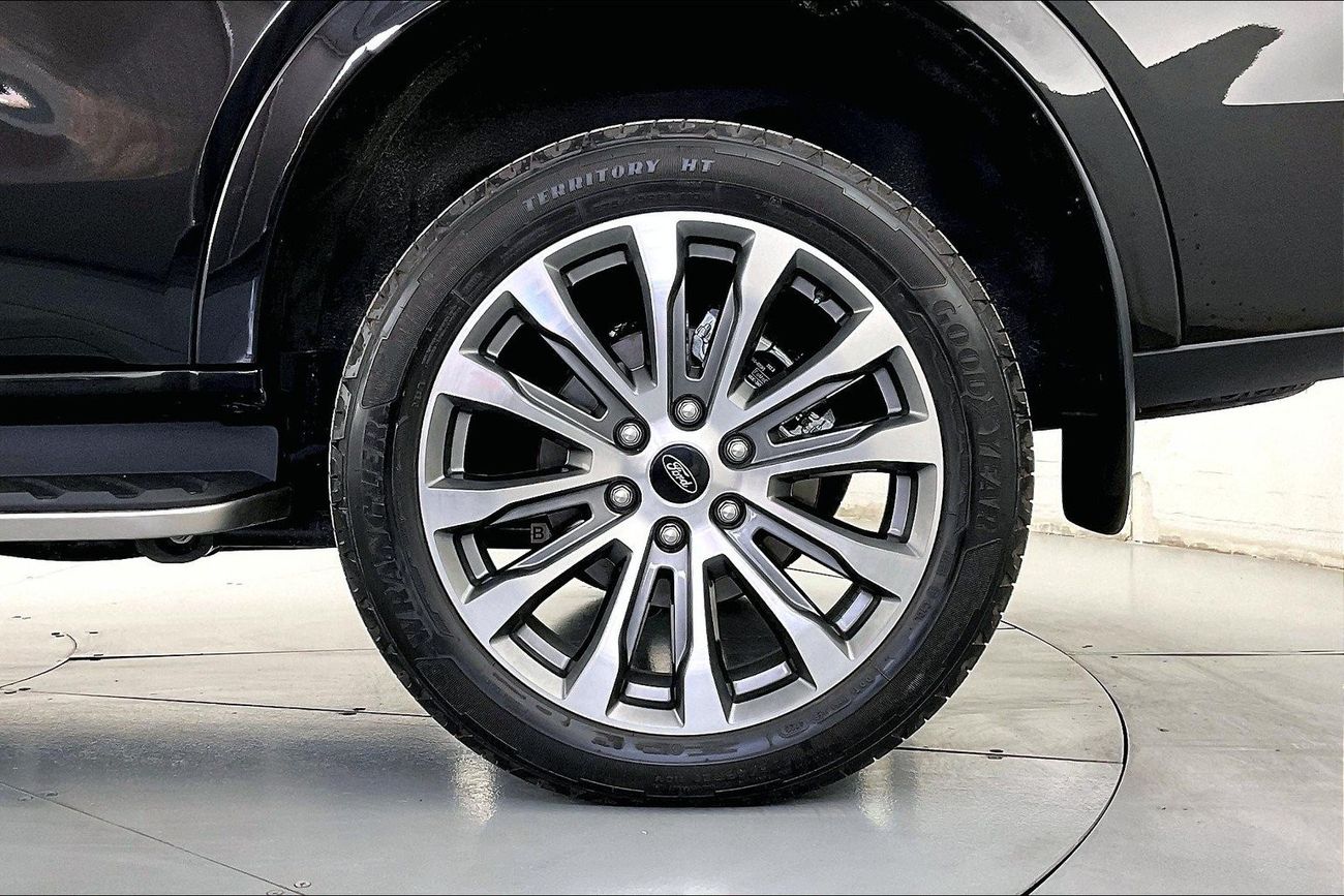 Ford Everest Limited| 1 year free warranty | Exclusive Eid offer