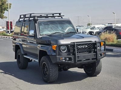 Toyota Land Cruiser 70 RIGHT HAND DRIVE ONLY FOR EXPORT 4.5 LITER 9 SEATS