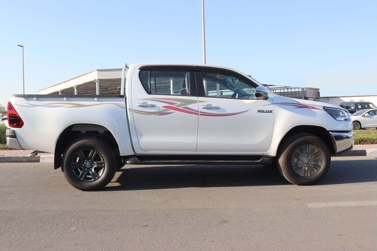Toyota Hilux 2.7L, SR5, PUSH START, KEYLESS ENTRY , MONITOR, BACK CAMERA MODEL 2025 FOR EXPORT