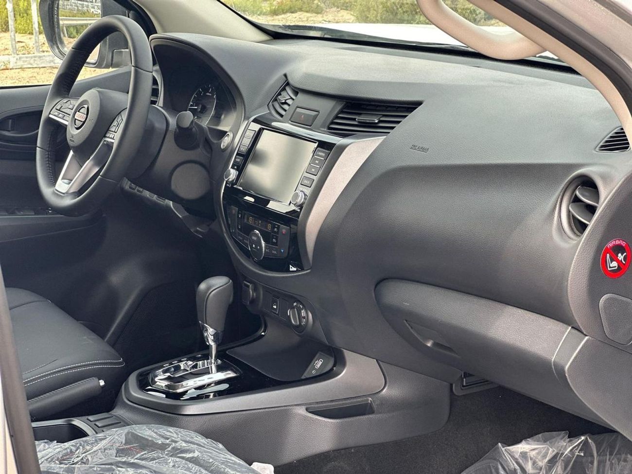 نيسان نافارا 2025 Nissan Navara D23 2.5L AT Diesel