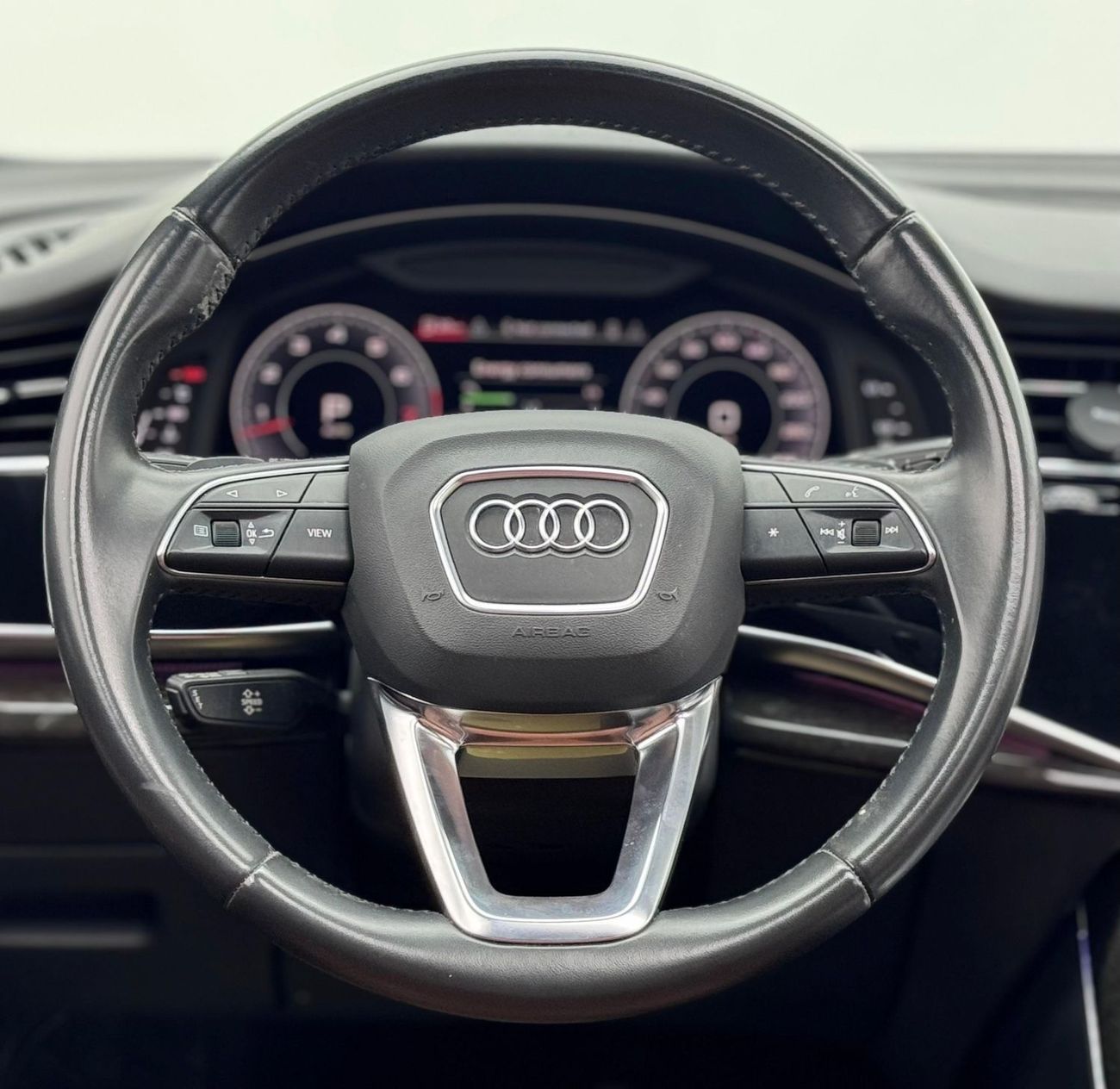 Audi Q8 55 TFSI quattro S-Line 3.0L (336 HP) 2019 Audi Q8 55TFSI Quattro S-line, Full Agency Service History