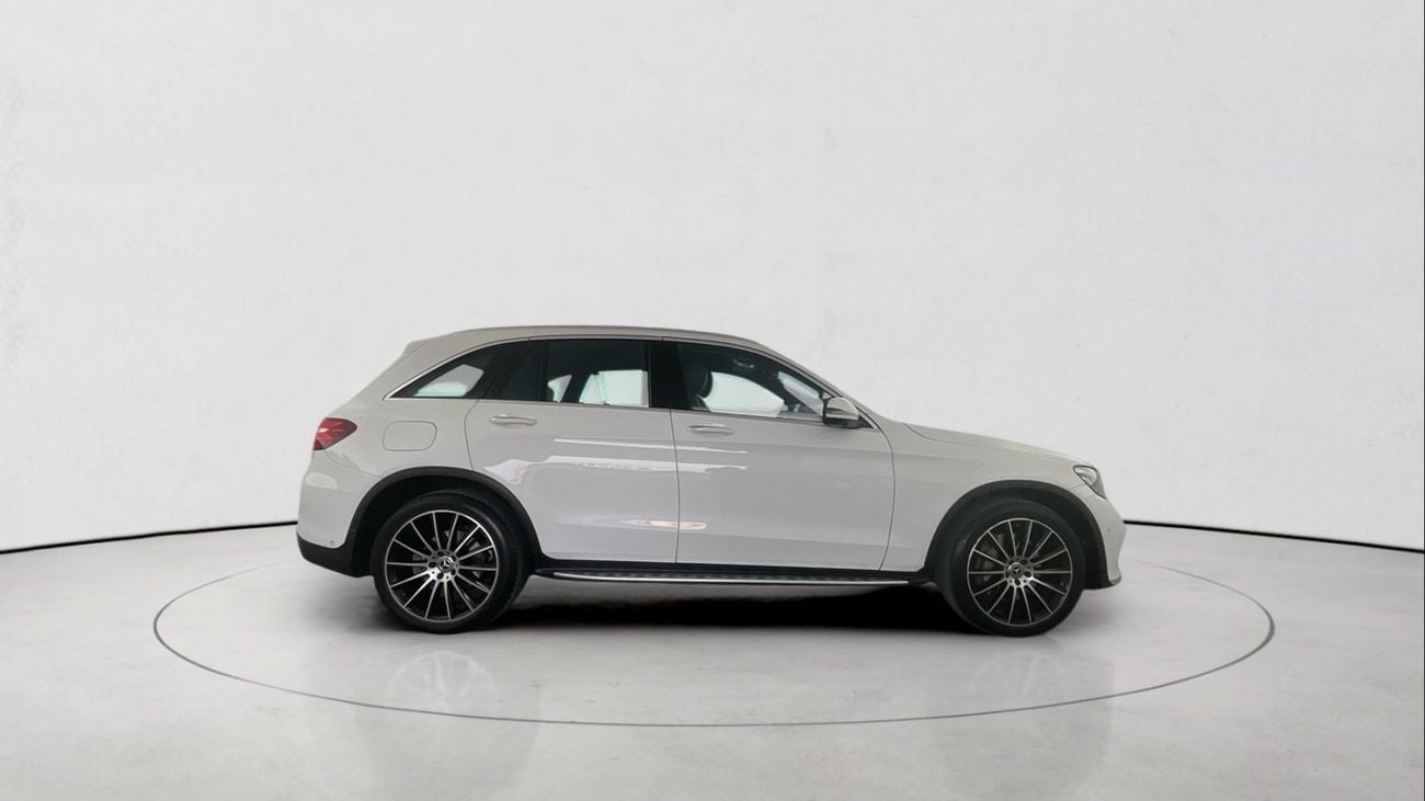 مرسيدس بنز GLC 250 2.0 GLC 250 4MATIC AUTO | شامل الضمان | 0 ﺪﻔﻋﺓ ﺃﻮﻟﻯ