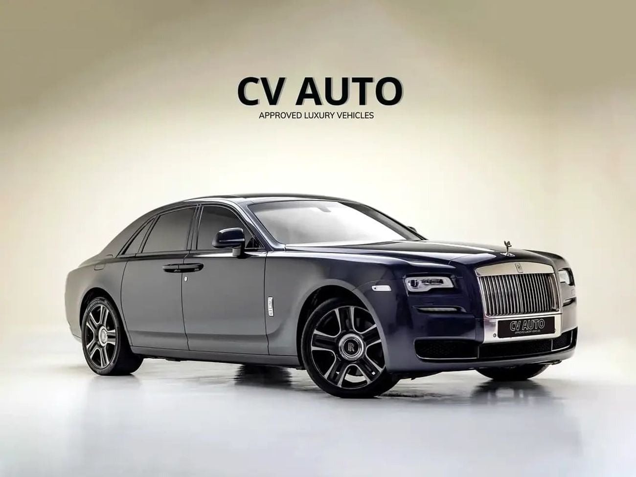 Rolls Royce Ghost V12 Luxury with Starlight Headliner | GCC Spec