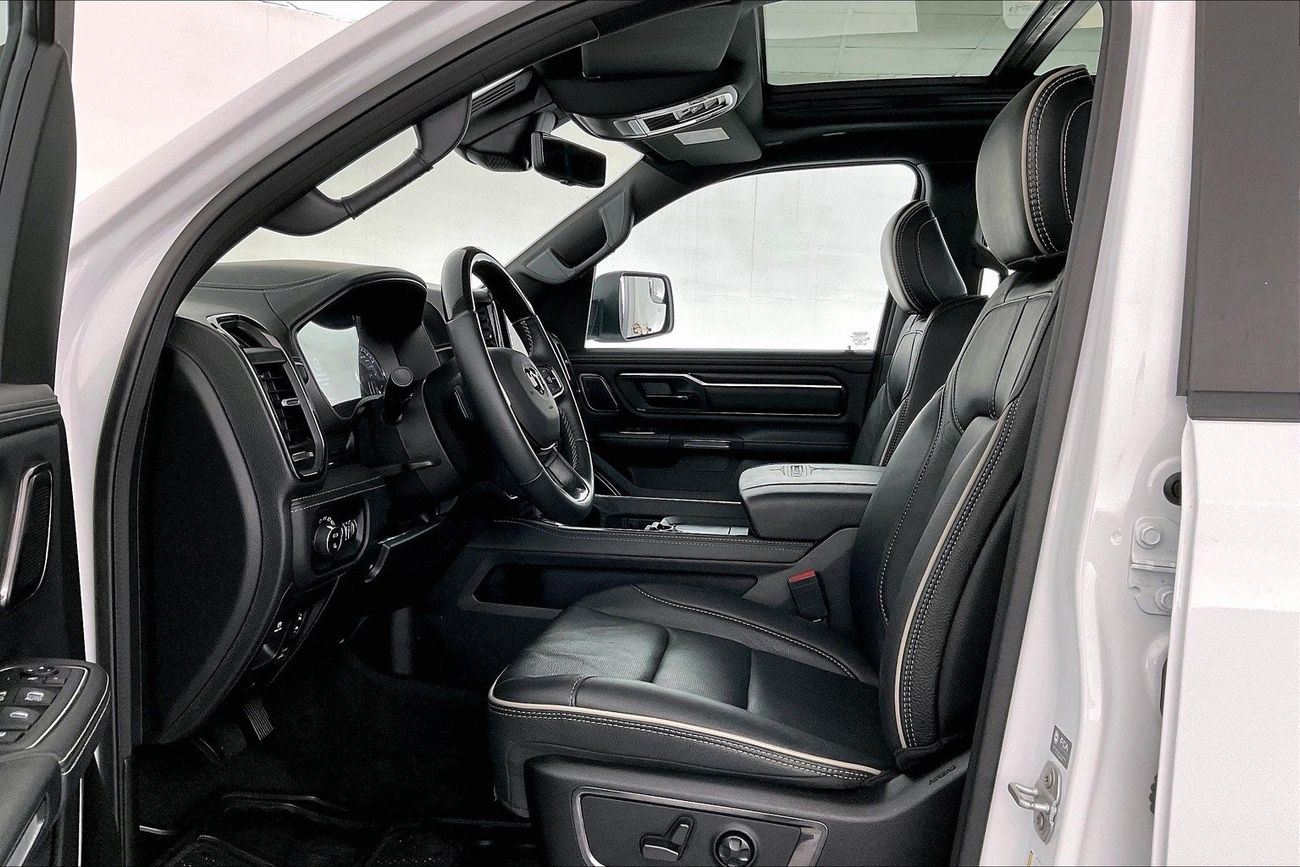 Mitsubishi Pajero Signature Edition| 1 year free warranty | Exclusive Eid offer