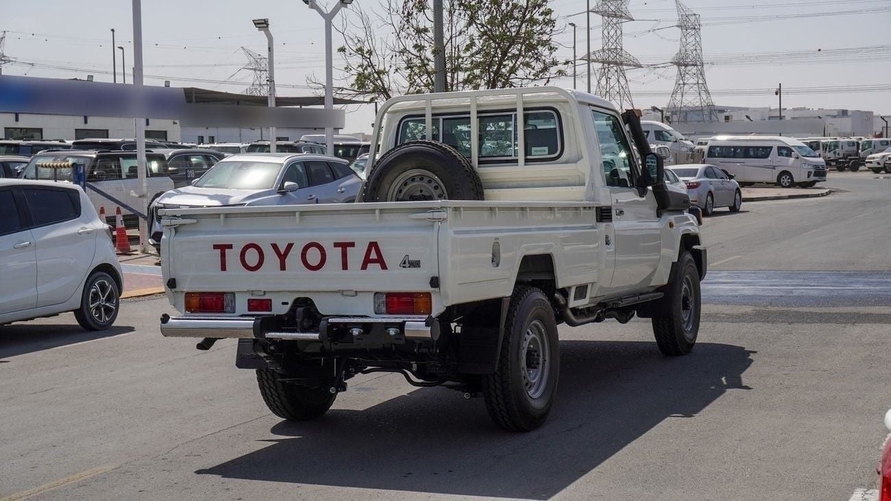 Toyota Land Cruiser Pick Up PICKUP LC79 S/C DIESEL 2.8L A/T DIFFLOCK 2025