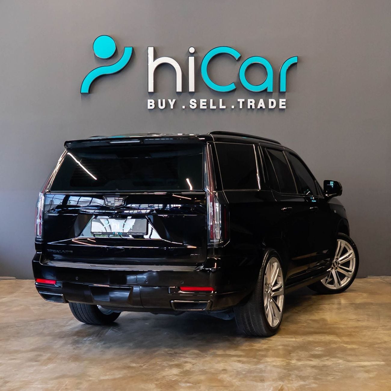 Cadillac Escalade AED 8,432 P.M • 0% Downpayment • Cadillac Escalade Sport Platinum • Agency Warranty