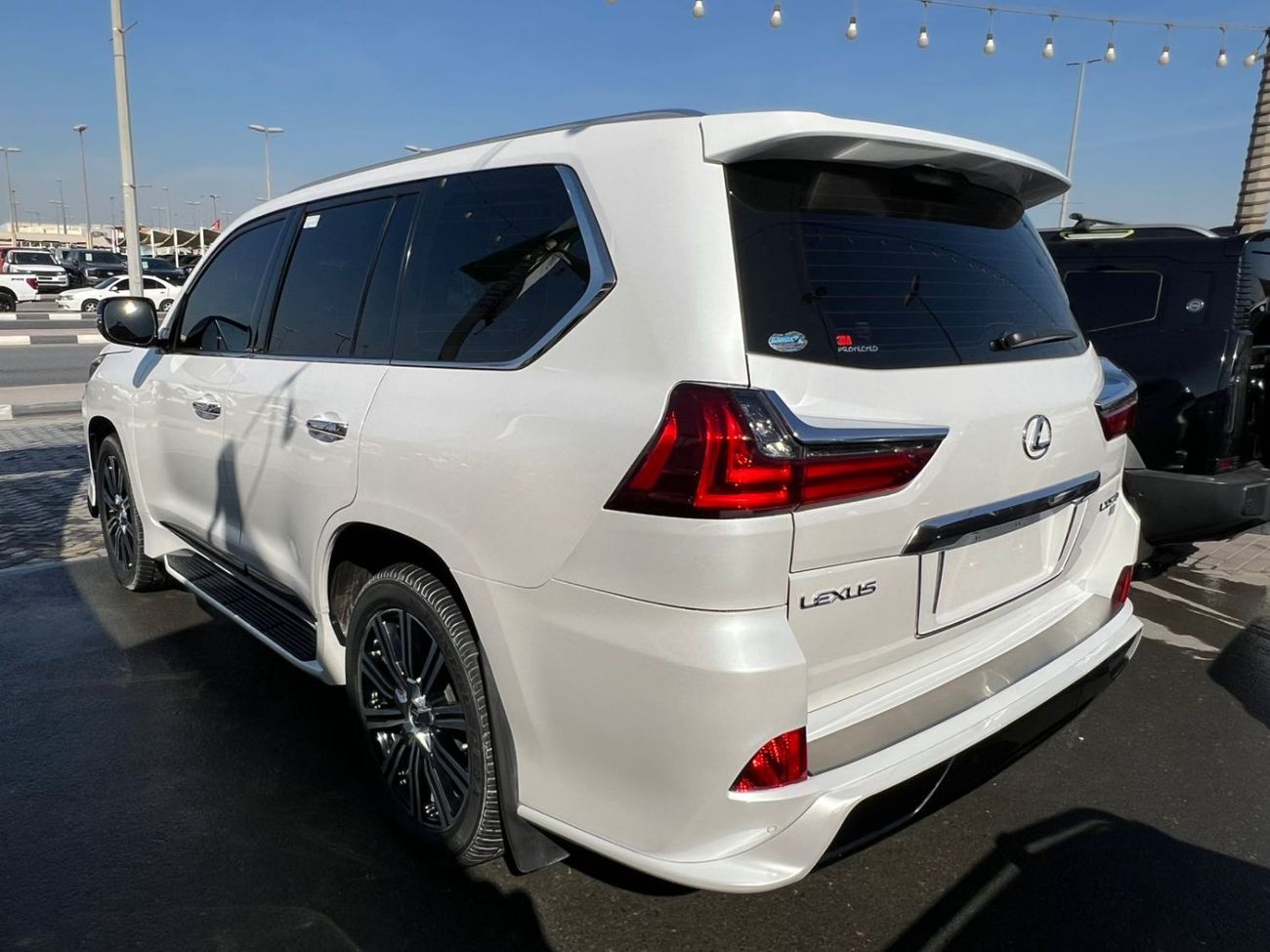 لكزس LX 570 LEXUS LX 570  2021.ENGINE  5.7L/V8