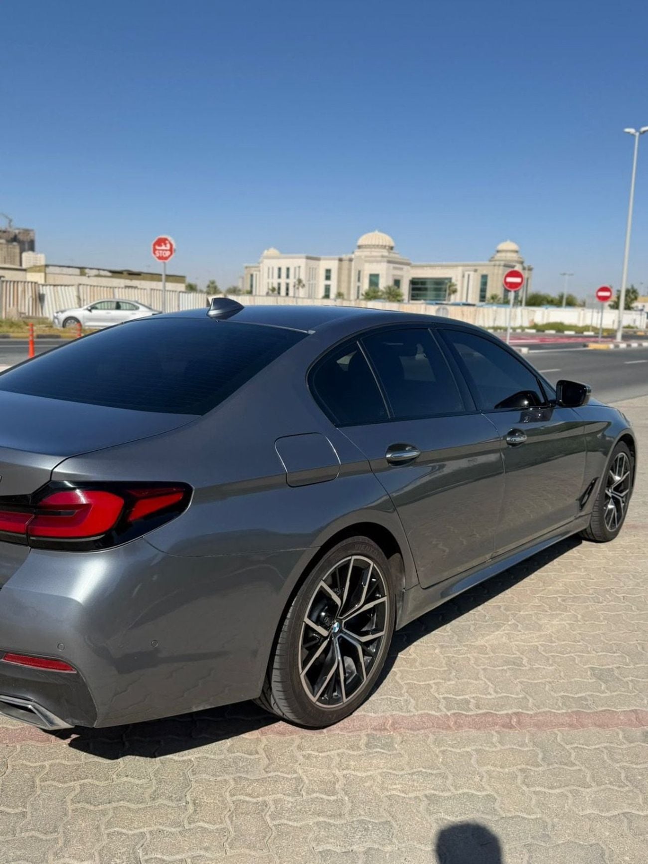 بي أم دبليو 530i LUXURY
