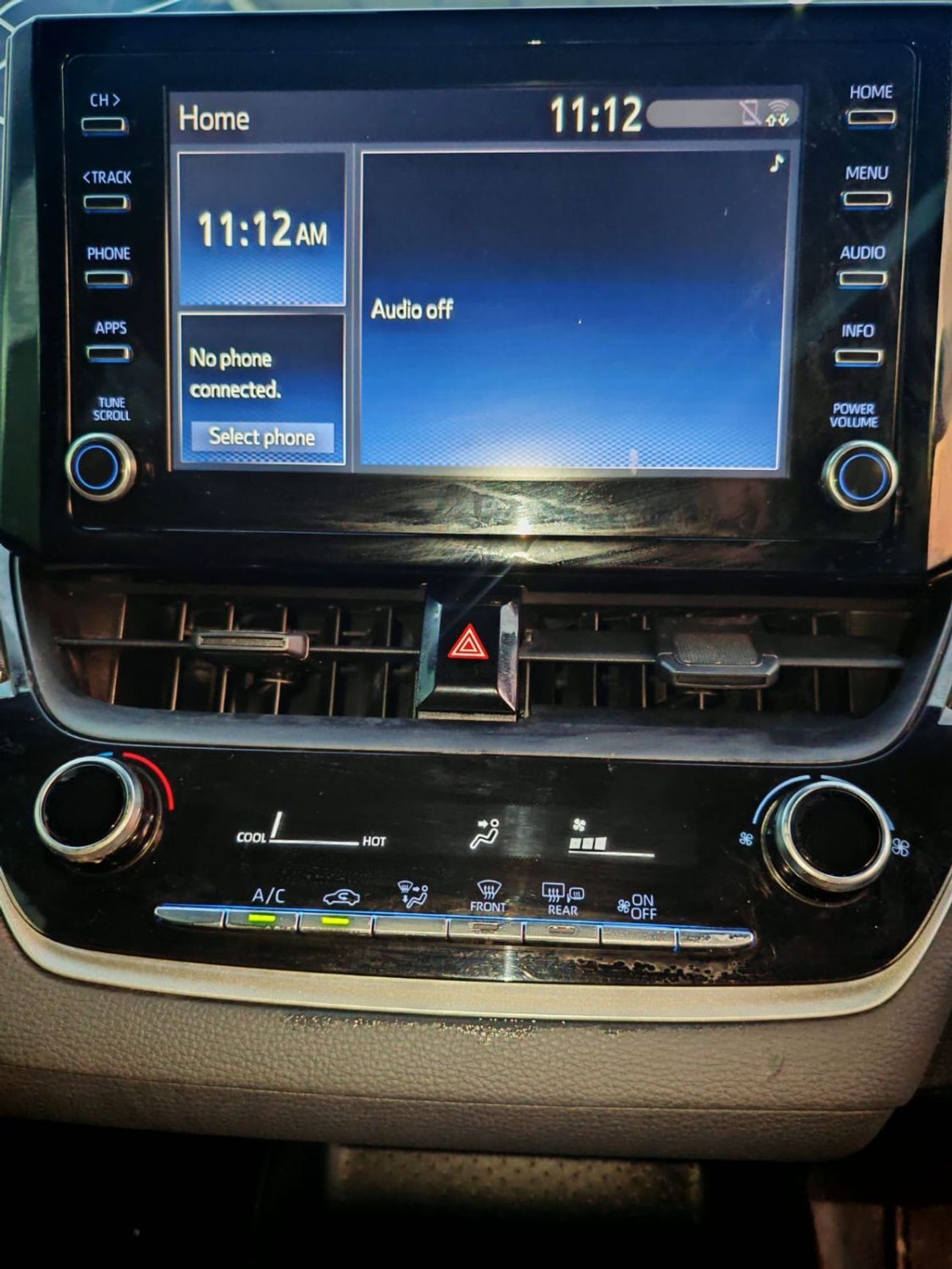 Toyota Corolla HATCH BACK 2.0 PETROL