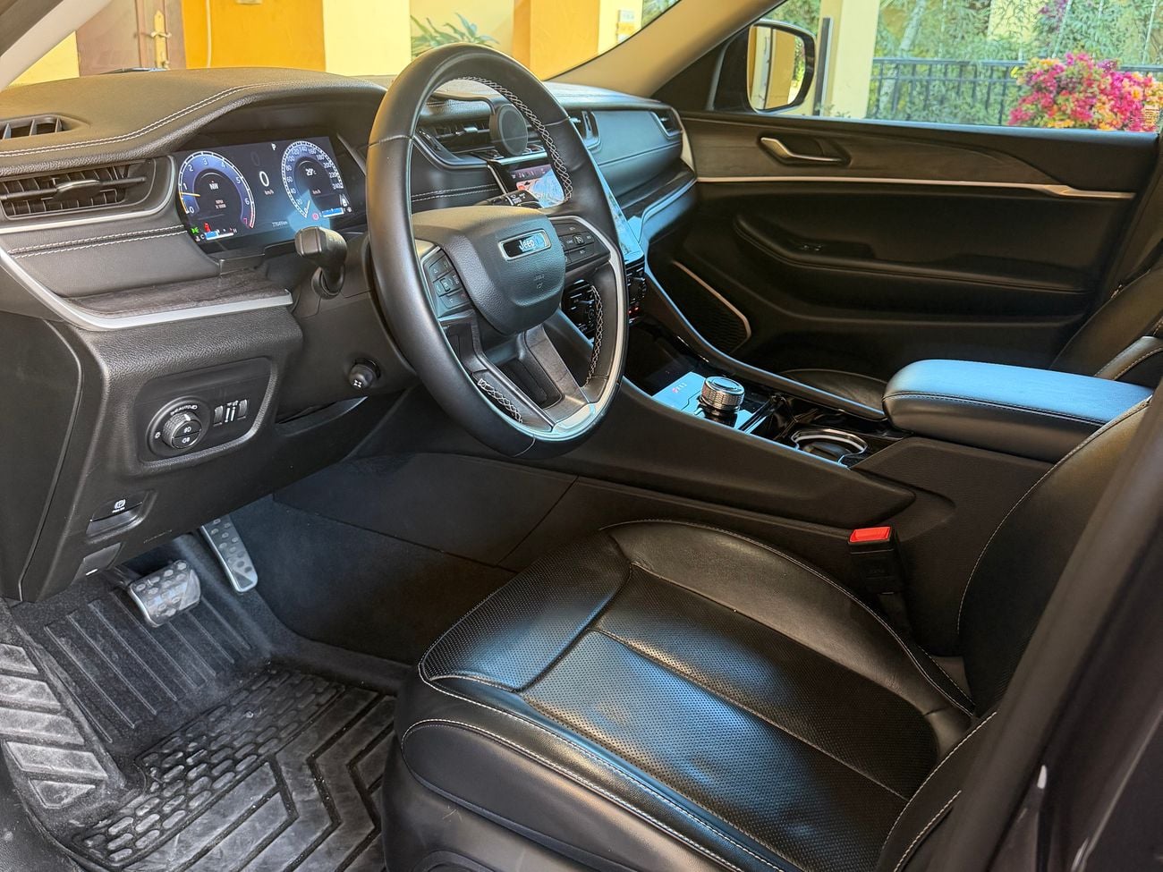 جيب جراند شيروكي