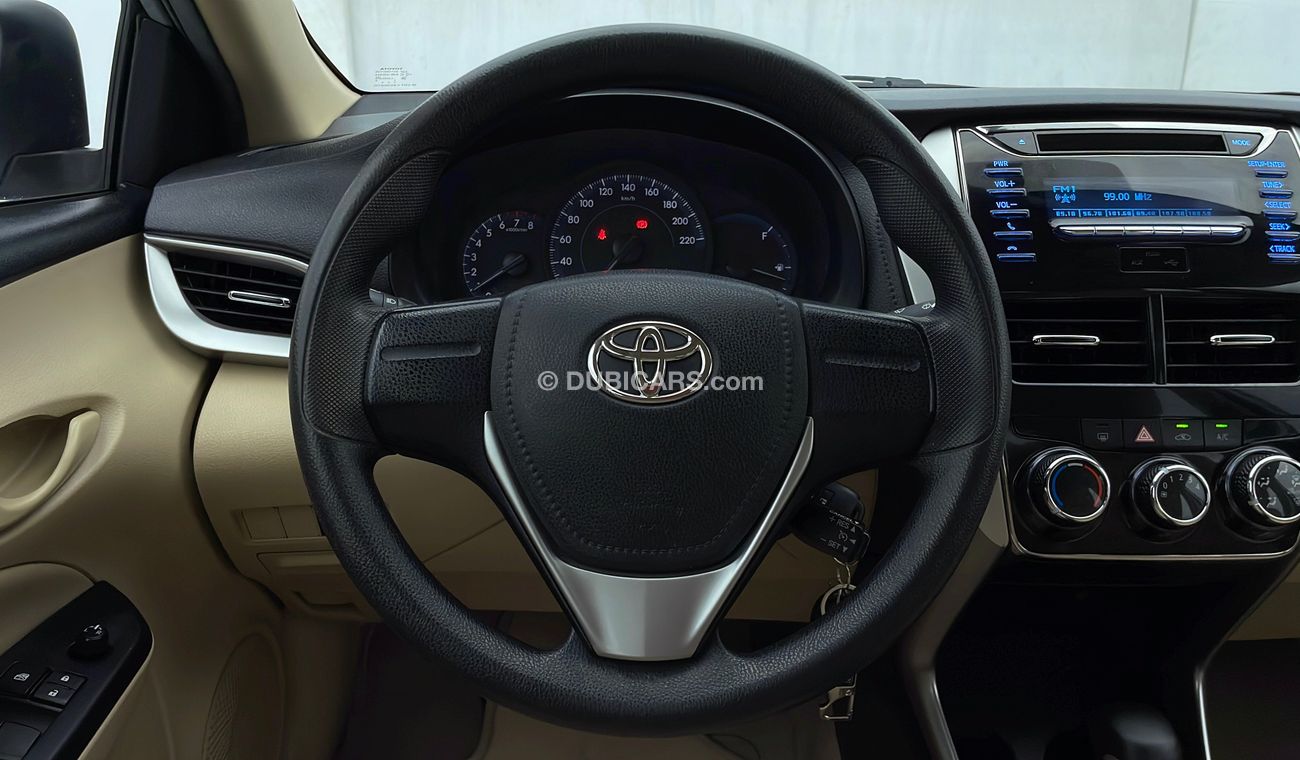 تويوتا يارس SE 1.5 | +مع الضمان | كمان تم فحص ١٥٠