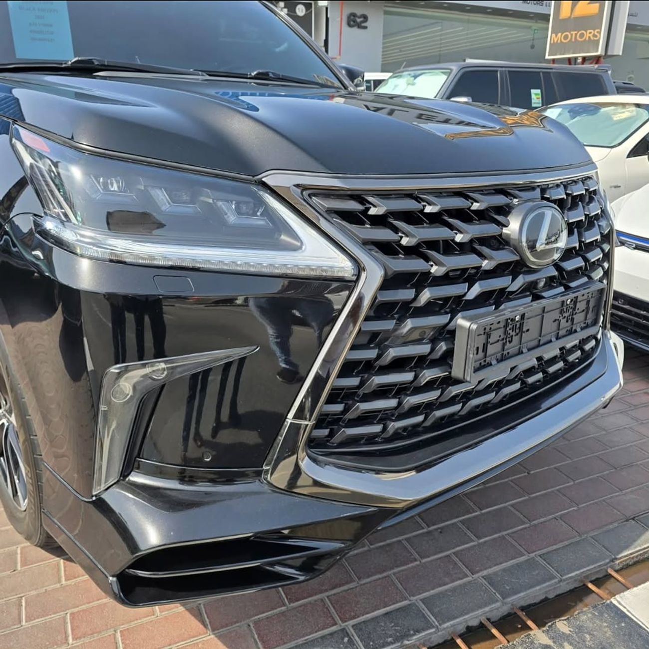 Lexus LX 570 LEXUS LX570 BLACK EDITION