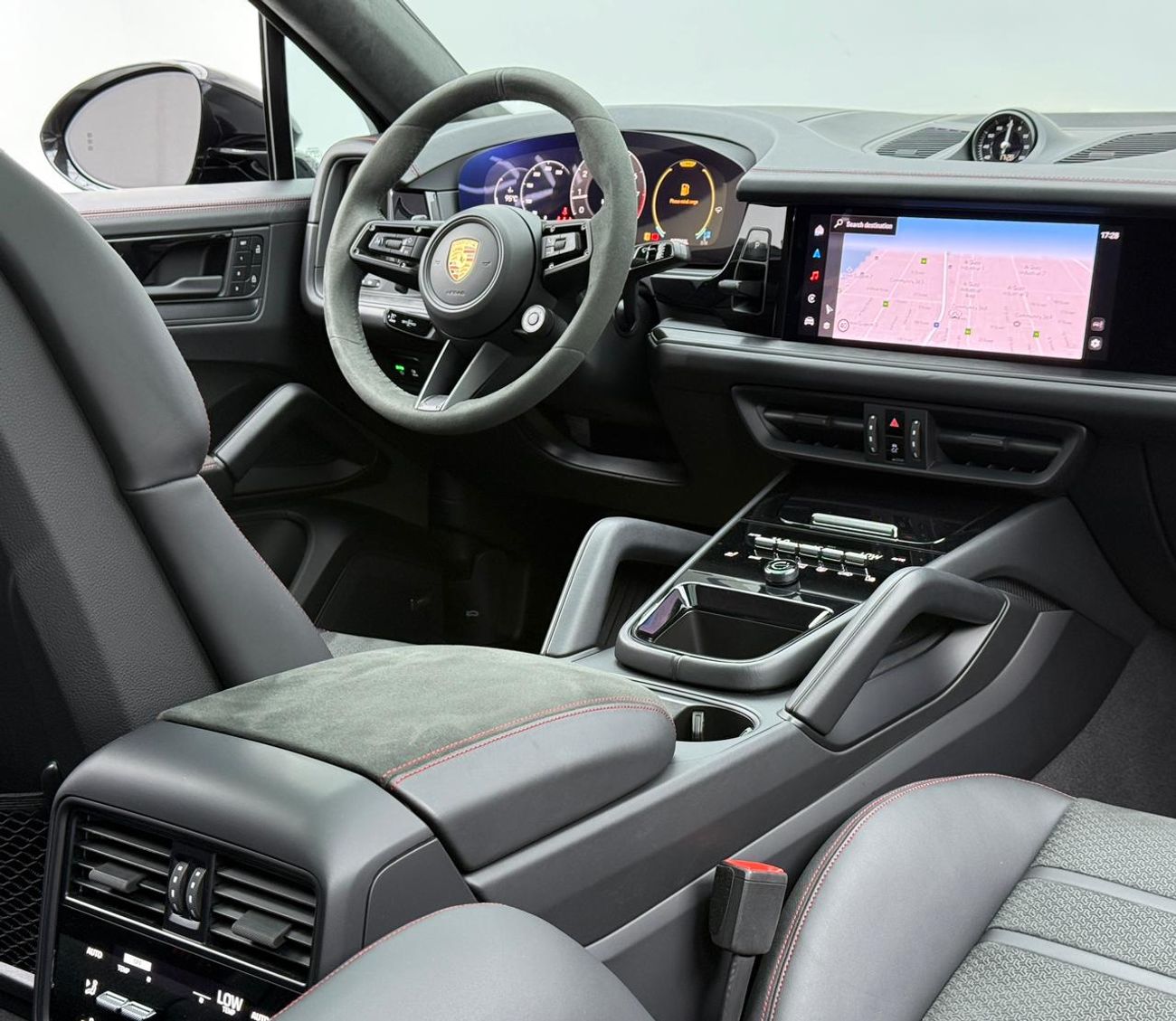 Porsche Cayenne 2025 Porsche Cayenne GTS, 2027 Porsche Warranty, Sport Chrono Package, Very Low Km, GCC